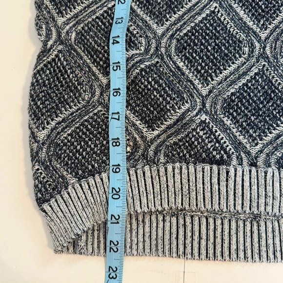 Aeropostale Navy Blue White Open Knit Sweater 3/4 Sleeve Scoop Neck Size Medium - Picture 9 of 9